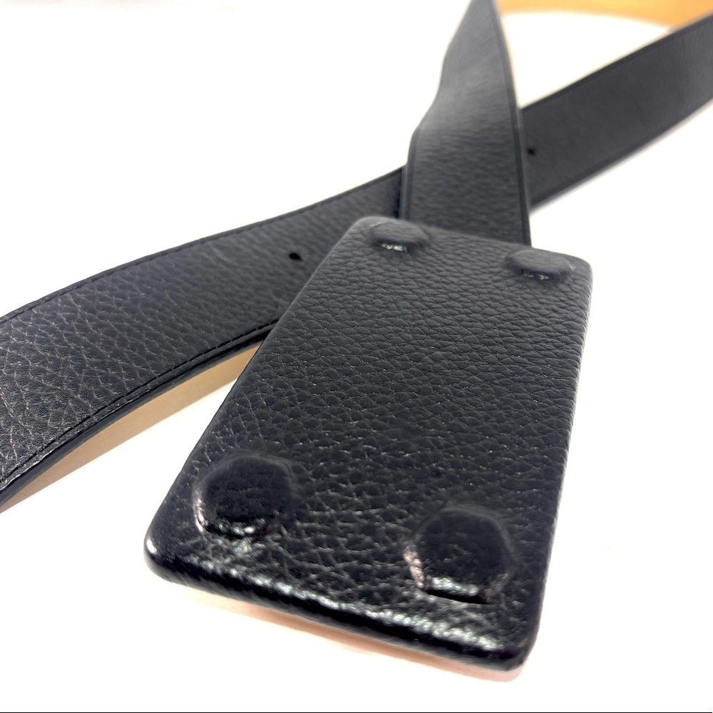 W by WORTH | Pebble Leather Belt | Leather Covered Bolts on Plaque - Picture 6 of 8